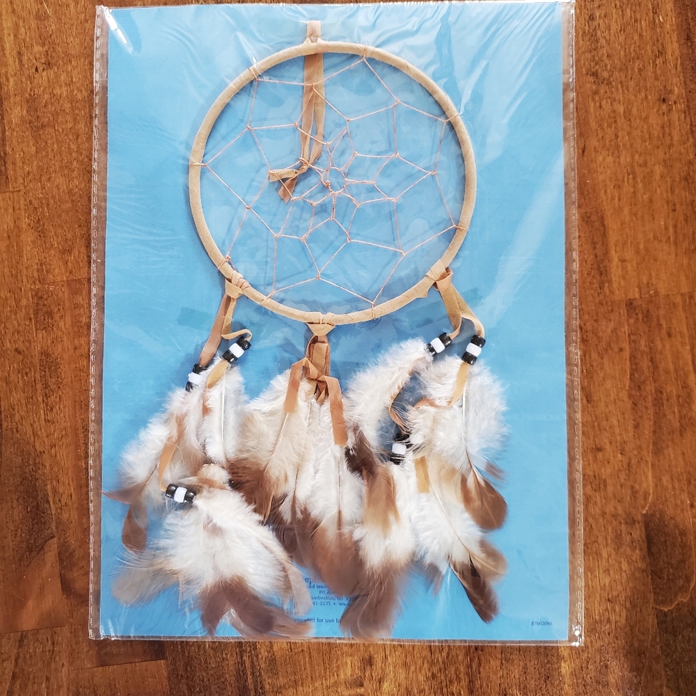 Lakota Sioux Tan & White Feather Dreamcatcher